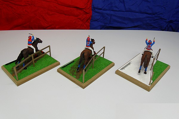modelli plastici cavalli e giubbe
